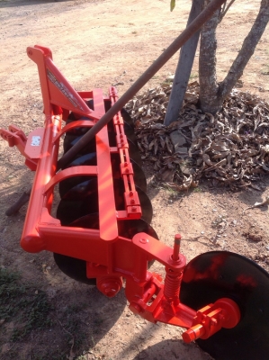 ผานคูโบต้าตราช้างสภาพดีพร้อมใช้งาน ใบ 24 นิ้ว  สำหลับ  รถไถ 45 แรง และ 47 แรง