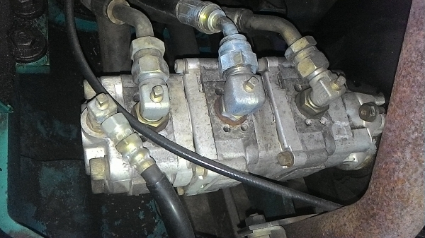 รถขุดkomatsuPc20-7Eเก่านอกเอกสารอินวอยส์คอลโทลน้ำมัน