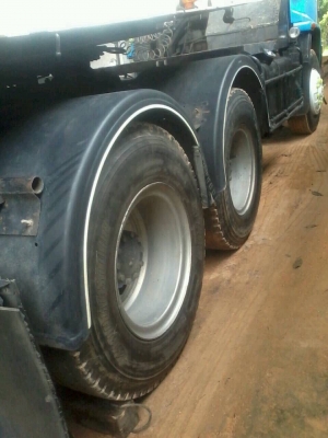 ขายรถหัวลากกับหางพื้นเรียบ22ล้อ ISUZU FXZ23NZPFT 270แรงม้าปี45กับหาง SMMปี46 สนใจโทร 081-970-1072