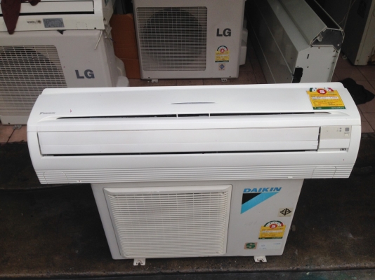 **** ขายแอร์ DAIKIN 13000 BTU สภาพสวย ****
