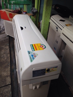 **** ขายแอร์ YORK 24000 BTU สภาพสวย ****