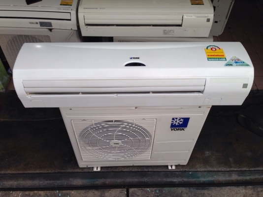 **** ขายแอร์ YORK 24000 BTU สภาพสวย ****