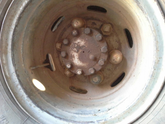 หกล้อ อีซูซุ NPR 59LU5M-115 ปี35 เกียร์สั้น ช่วงล่างใหญ่ ยาว4.30ม สภาพดีสวยพร้อมใช้ ทะเบียนพร้อมโอน