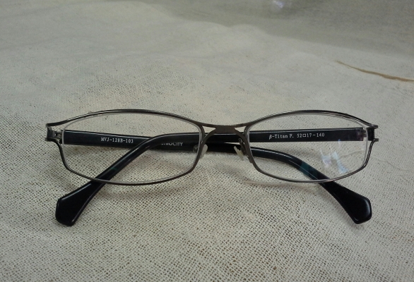 แว่นสายตายาวไททาเนียม METROCITY แว่นสายตายาวไททาเนียม METROCITY