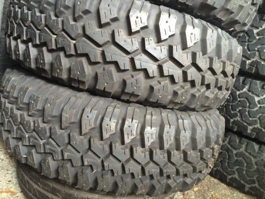 Maxxis Bighorn M/T-762 ขนาด 245 75 r16 ปี15 สวยจริง Maxxis Bighorn M/T-762 ขนาด 245 75 r16 ปี15 สวยจริง