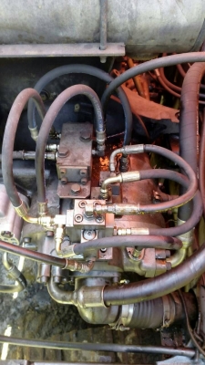 ขายด่วน HITACHI EX200-2 สภาพพร้อมใช้