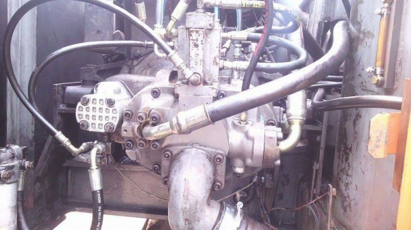 ขายด่วน HITACHI EX200-2 สภาพพร้อมใช้