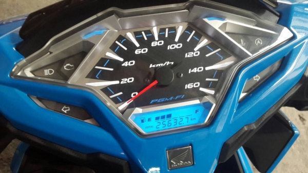 ขาย Honda Click 125 i ปี 58 i-dling stop คอมบายเบรค **ไฟหน้าLED** สภาพสวย ไม่มีรอยล้ม,เครื่องดี,เล่มพร้อมโอน ราคา 34,000 บาท ขาย Honda Click 125 i ปี 58 i-dling stop คอมบายเบรค **ไฟหน้าLED** สภาพสวย ไม่มีรอยล้ม,เครื่องดี,เล่มพร้อมโอน ราคา 34,000 บาท