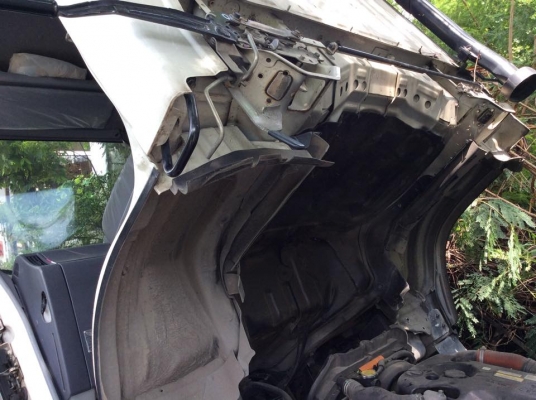 รถบรรทุก 6 ล้อเล็ก ISUZU NMR ปี 52