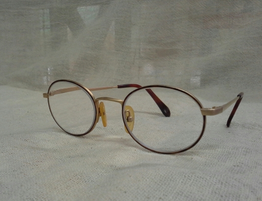 แว่นสายตายาวไททาเนียมบริสุทธิ์ (ตัวท็อป) Charmant