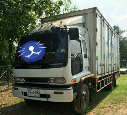 ขายด่วน ๆ595,000บ หกล้อ อีซูชุ FTR11LY-6BD1-165 หัวยกไฟฟ้ ตู้แห้ง10บาน ช่วงยาว 7.20ม สภาพพร้อมสวยกริบบางเดิมไม่มีผุทั้งคัน  ทะเบียนพร้อมโอน ราคา 585,000บ ครับ สวยมากน่าใช้