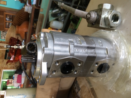 ปั้มใฮดรอลิค2ท่อนเบอร14หมุนขวา10ฟัน