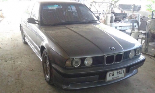 ฃายรถbmw series520i เครื่องดี ภายสวยใน รถพร้อมใช้งานสีสวย ฃายรถbmw series520i เครื่องดี ภายสวยใน รถพร้อมใช้งานสีสวย