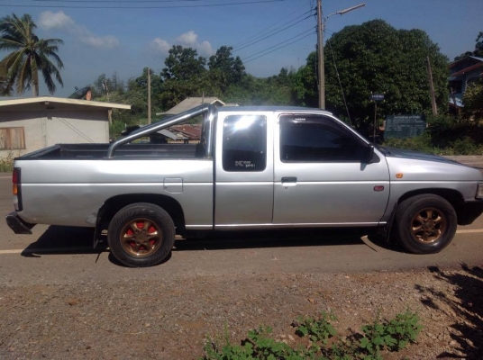 ขายนิสสันบิ๊กเอ็มปี 95 จอโค้ง เครื่อง 2500 ซีซี ฝาแดง พวงมาลัยเพาเวอร์โรงงาน สภาพสวยบาง ขายนิสสันบิ๊กเอ็มปี 95 จอโค้ง เครื่อง 2500 ซีซี ฝาแดง พวงมาลัยเพาเวอร์โรงงาน สภาพสวยบาง