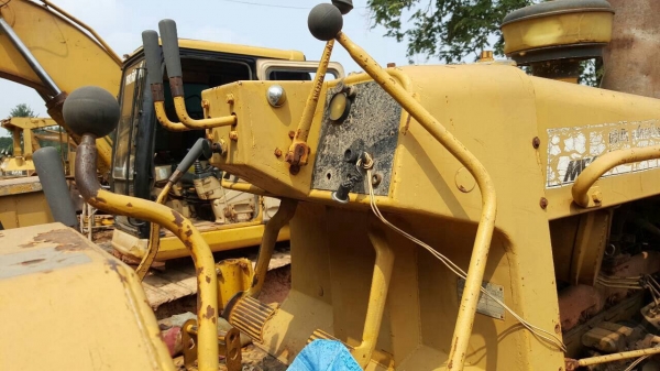 ขายแล้วครับ แทรคเตอร์ CAT D5B เอกสารเล่มทะเบียนครบ ช่วงล่างต้องได้ซ่อมครับ ขายแล้วครับ แทรคเตอร์ CAT D5B เอกสารเล่มทะเบียนครบ ช่วงล่างต้องได้ซ่อมครับ