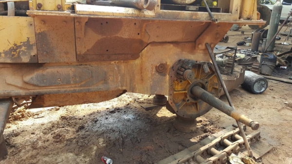 ขายแล้วครับ แทรคเตอร์ CAT D5B เอกสารเล่มทะเบียนครบ ช่วงล่างต้องได้ซ่อมครับ ขายแล้วครับ แทรคเตอร์ CAT D5B เอกสารเล่มทะเบียนครบ ช่วงล่างต้องได้ซ่อมครับ