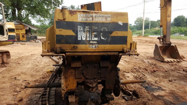 ขายแล้วครับ แทรคเตอร์ CAT D5B เอกสารเล่มทะเบียนครบ ช่วงล่างต้องได้ซ่อมครับ ขายแล้วครับ แทรคเตอร์ CAT D5B เอกสารเล่มทะเบียนครบ ช่วงล่างต้องได้ซ่อมครับ