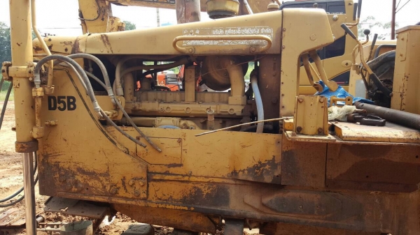 ขายแล้วครับ แทรคเตอร์ CAT D5B เอกสารเล่มทะเบียนครบ ช่วงล่างต้องได้ซ่อมครับ ขายแล้วครับ แทรคเตอร์ CAT D5B เอกสารเล่มทะเบียนครบ ช่วงล่างต้องได้ซ่อมครับ