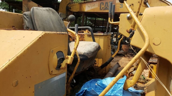 ขายแล้วครับ แทรคเตอร์ CAT D5B เอกสารเล่มทะเบียนครบ ช่วงล่างต้องได้ซ่อมครับ ขายแล้วครับ แทรคเตอร์ CAT D5B เอกสารเล่มทะเบียนครบ ช่วงล่างต้องได้ซ่อมครับ