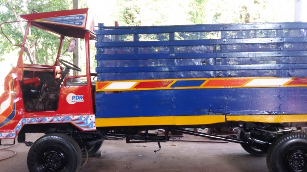 ขายรถอีแต๋น เครื่องอีสุสุสองสูบมีเกียร์สองลูก พร้อมไช้งาน ขายใน  ราคา69000บาท รถอยู่วังบัว คลองขลุง กำแพงเพชร    สนใจสอบุถามได้ที่081 3655997 อำพร  พาเจริญ