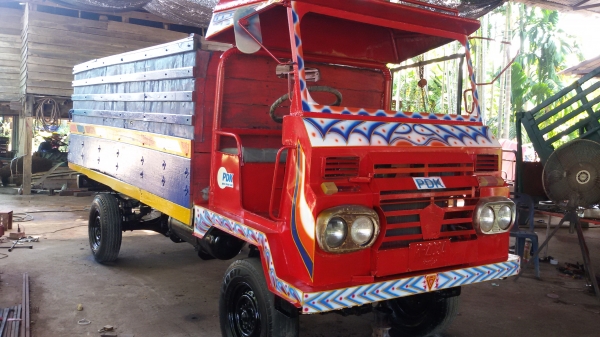 ขายรถอีแต๋น เครื่องอีสุสุสองสูบมีเกียร์สองลูก พร้อมไช้งาน ขายใน  ราคา69000บาท รถอยู่วังบัว คลองขลุง กำแพงเพชร    สนใจสอบุถามได้ที่081 3655997 อำพร  พาเจริญ