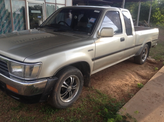 ขายรถกระบะ  toyota cap 2.5 ปี  41  สภาพพร้อมใช้  แอร์หนาว