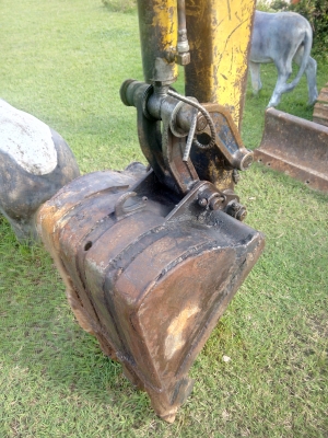 ขายรถแบคโฮ KOMATSU PC20-6 ราคา 150000