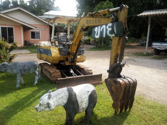 ขายรถแบคโฮ KOMATSU PC20-6 ราคา 150000