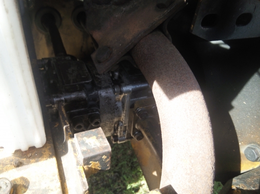 ขายรถแบคโฮ KOMATSU PC20-6 ราคา 150000