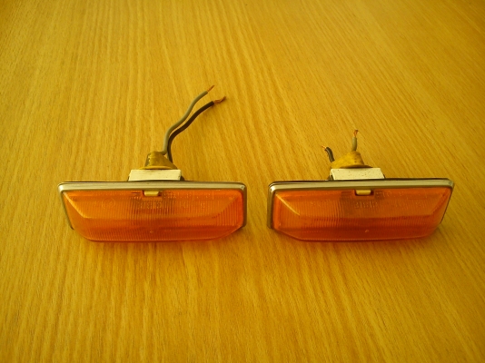 ไฟเลี้ยวแก้มสีส้ม ของรถจี๊บ Jeep Cherokee XJ