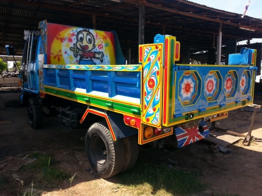 ขายดั้มร็อกกี้ 195แรง พ.เพาเวอร์ เบรกทิฟฟี่ ภายในสวย แอร์เย็น สภาพพร้อมใช้งาน เอกสารพร้อมโอน สนใจโทร 090-8588220คุณนะ 093-3258446คุณบิว หรือเข้าดูสินค้าอื่นๆได้ที่ www.truck.in.th/498 หรือเพจFacebook ณรงค์ ซื้อขายรถมือสอง (เว็บไซต์ส่วนตัว) หรือFacebook ตล