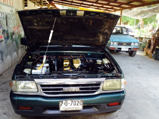 ขายอีซูซุหน้าย้อยปี96 เดิมๆ บางๆ ยอดนิยมสุดประหยัด ราคา 158,000 บาท ติดต่อคุณเอ๋ 092-6356419