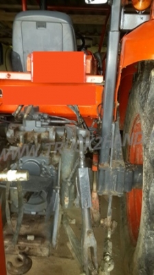 รถแทร็กเตอร์ KUBOTA  ขนาด 95 แรงม้า  ปีจดทะเบียน 2552 รุ่น M9540D57795  รุ่นปี 2008