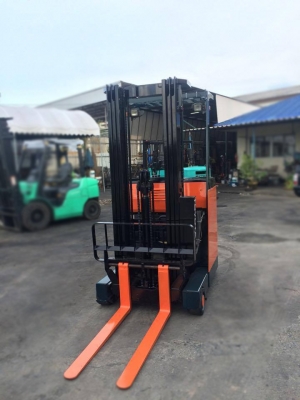 ขายรถโฟล์คลิฟท์ไฟฟ้ายืนขับ TOYOTA 7FBR13-500P ยกได้ 1.3 ตัน ยกสูง 5 เมตร แบตดีมาก 094-4267888 จะเด็ด