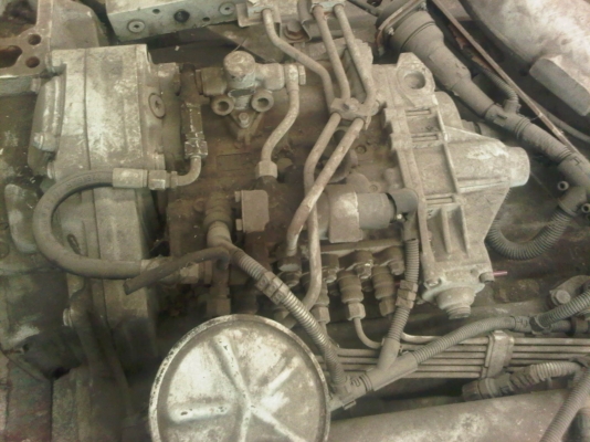 ขายเครื่อง BENZ 6 สูบ (สูบนอน) 6R 183 -OM 447HLA