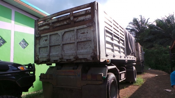 HINO FM3M พ่วงดั้ม 18 ล้อ ปี 39 ดั้ม SMM