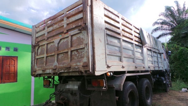 HINO FM3M พ่วงดั้ม 18 ล้อ ปี 39 ดั้ม SMM