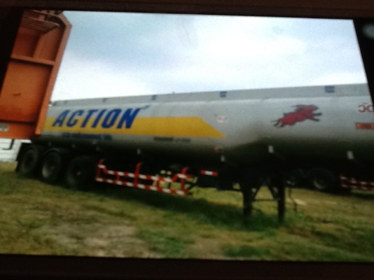 แท้งน้ำมัน40,000ลิตร