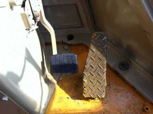 รถตัก Komatsu รุ่น WA100-1 เก่าญี่ปุ่น ทำสีใหม่ จัดไฟแนนซ์ได้ พร้อมใช้งาน