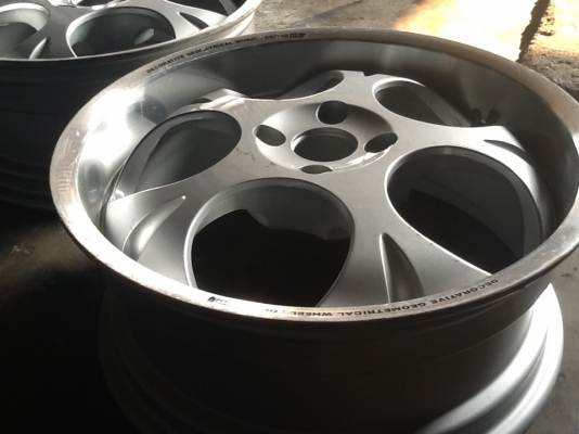 ขายแม็กขอบ 17 4รู100 กว้าง7 ET38 1คู่