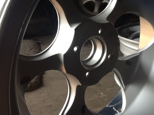 ขายแม็กขอบ 17 4รู100 กว้าง7 ET38 1คู่