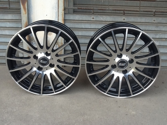 ขายแม็กขอบ15 4รู100 กว้าง6.5 ET38 1คู่