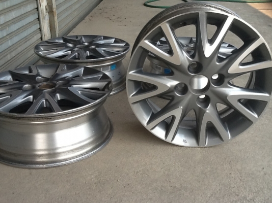 ขายแม็กขอบ 15 4รู100 ครบชุด 4วง