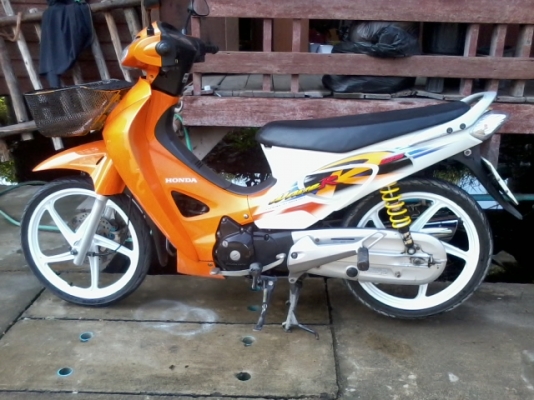 ขายหรือแลกครับ มีWave125  ทบ.โอน ครบ เสนอมาครับ