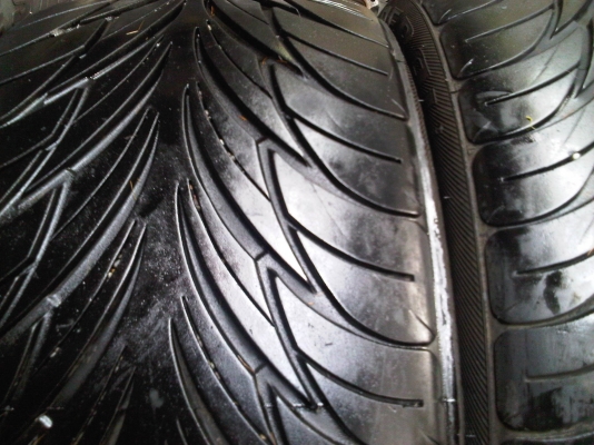 ขายยางFEDERAL595  245-40-18 ปี12 ดอกเต็ม95เปอเซน