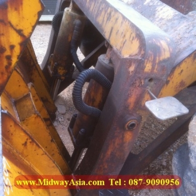 รถตัก 4x4 ขายราคาถูก นักปั้น... เชิญ