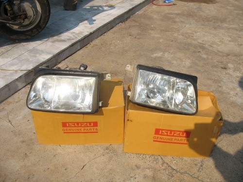 *** ขาย ไฟหน้า ดราก้อนอาย์ครบชุด สภาพ 85\%***