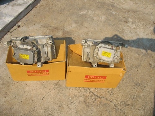 *** ขาย ไฟหน้า ดราก้อนอาย์ครบชุด สภาพ 85\%***