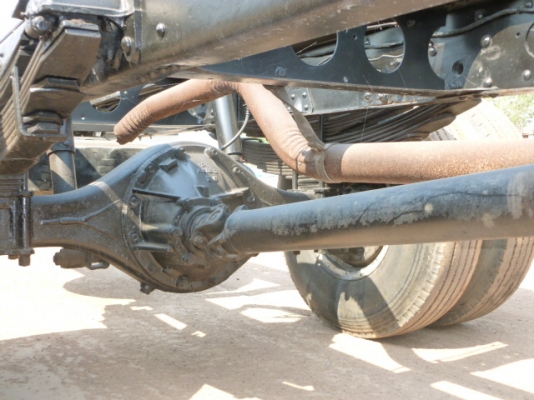 แสงฟ้าเต้นรถ/////จำหน่ายรถ6ล้ออีซุซุNRR12 หัวนอก เครื่อง175แรง ยาว5.80ม