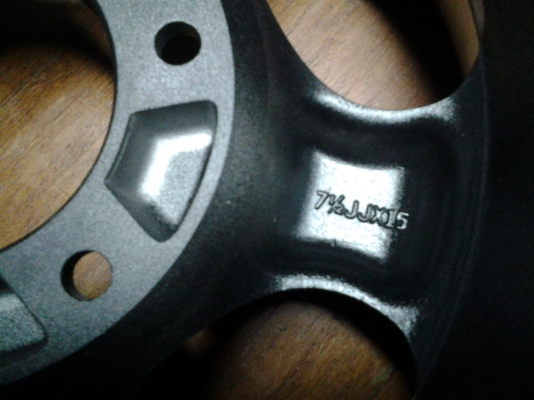 มีคู่เดี่ยว ใส่กระบะขอบ15 มีคู่เดี่ยว ใส่กระบะขอบ15